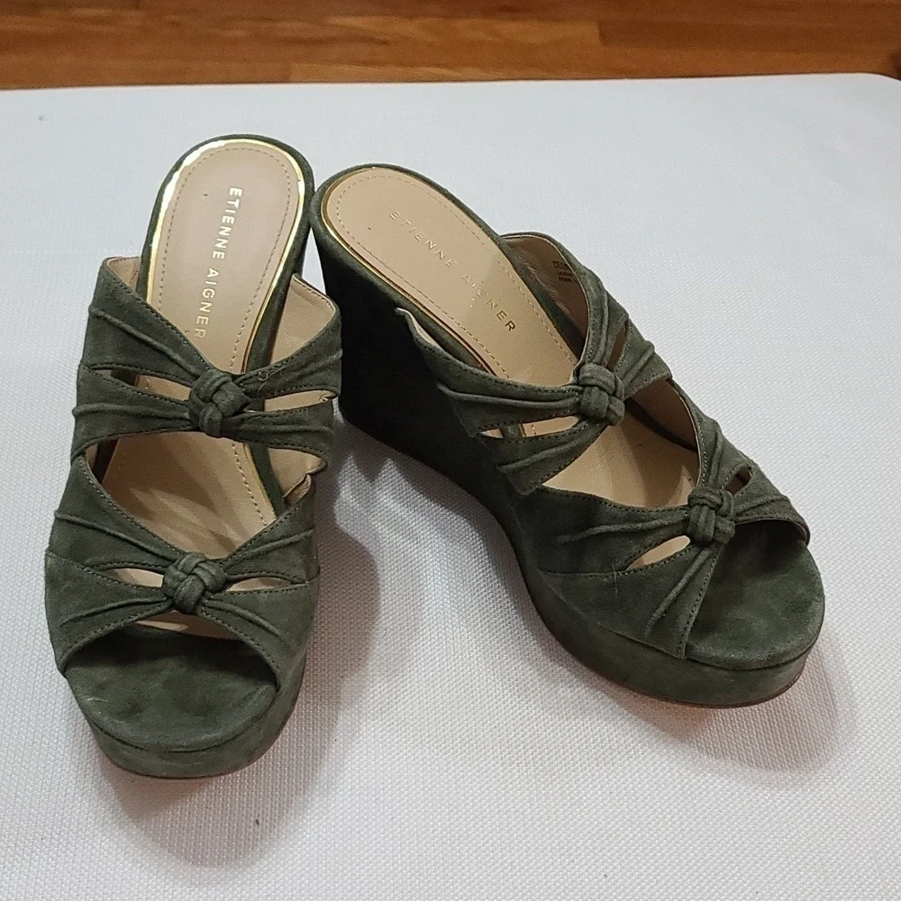 Etienne Aigner Womens Wedge Sandal Hunter Green Leather Knotted Straps Sz 8 NWOT
